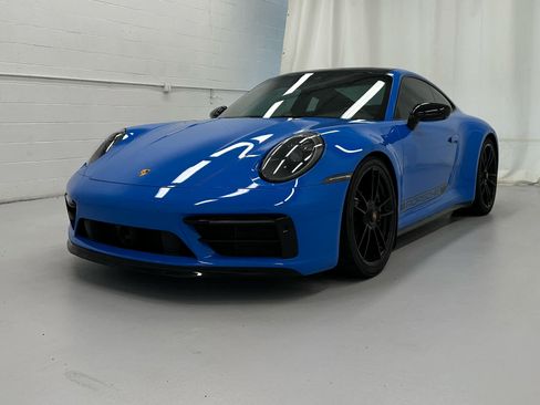 Used 2022 Porsche 911 Carrera 4 GTS AWD/4WD image 4
