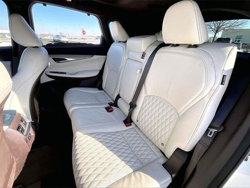 Certified 2022 INFINITI QX50 Autograph w/ Cargo Package image 32