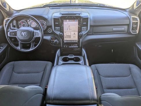 Used 2022 RAM 1500 Big Horn AWD/4WD image 15