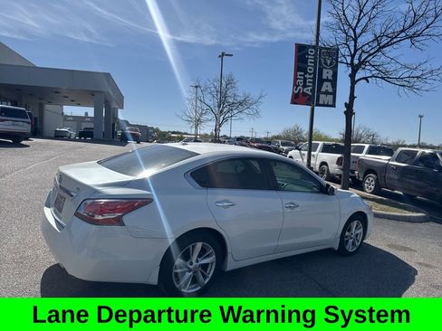 Used 2015 Nissan Altima 2.5 SL w/ Technology Package image 6