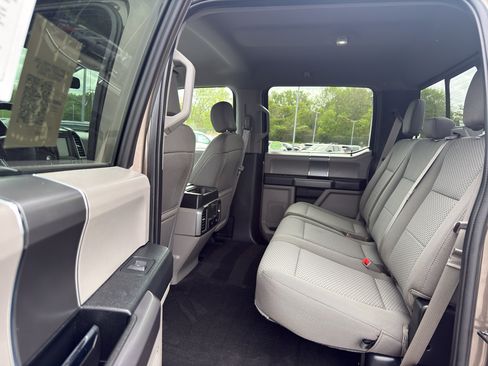 Used 2019 Ford F150 XLT w/ Equipment Group 302A Luxury AWD/4WD image 30
