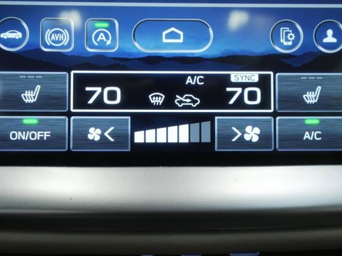 Used 2025 Subaru Outback Limited image 43