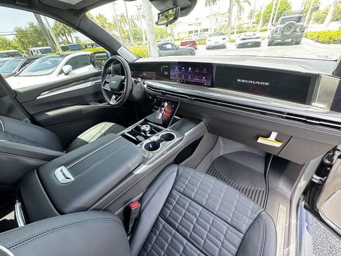 Used 2026 Cadillac Escalade V w/ LPO, ONYX Package AWD/4WD image 16