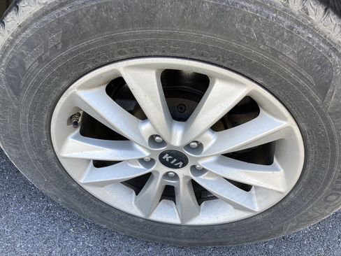 Used 2019 Kia Sorento LX w/ Option Group 020 image 10