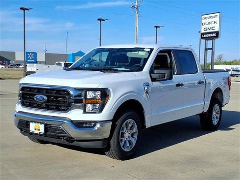 Used 2023 Ford F150 XLT image 2