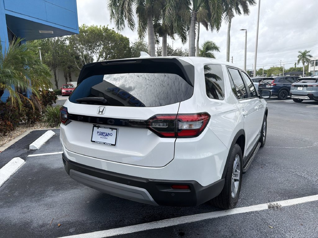 Certified 2025 Honda Pilot EX-L image 26