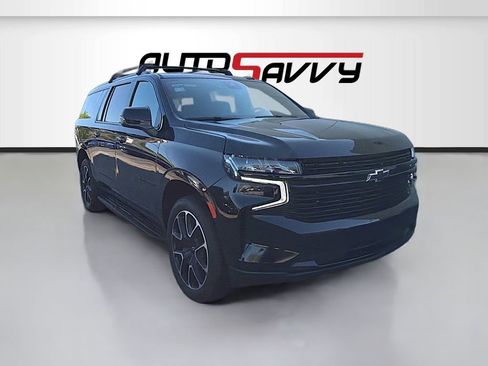 Used 2024 Chevrolet Suburban RST w/ Luxury Package AWD/4WD image 1