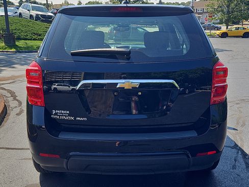 Used 2017 Chevrolet Equinox LS AWD/4WD image 20