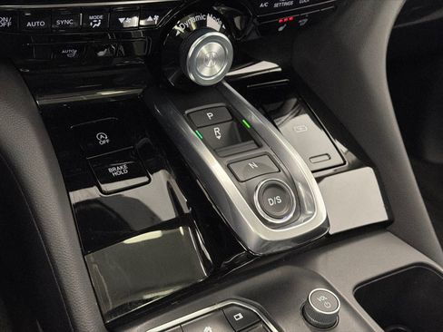 Used 2024 Acura MDX SH-AWD image 30