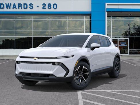 New 2026 Chevrolet Equinox EV LT image 6