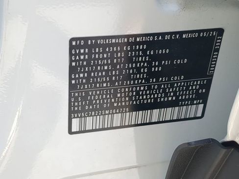 Used 2025 Volkswagen Taos S FWD image 31