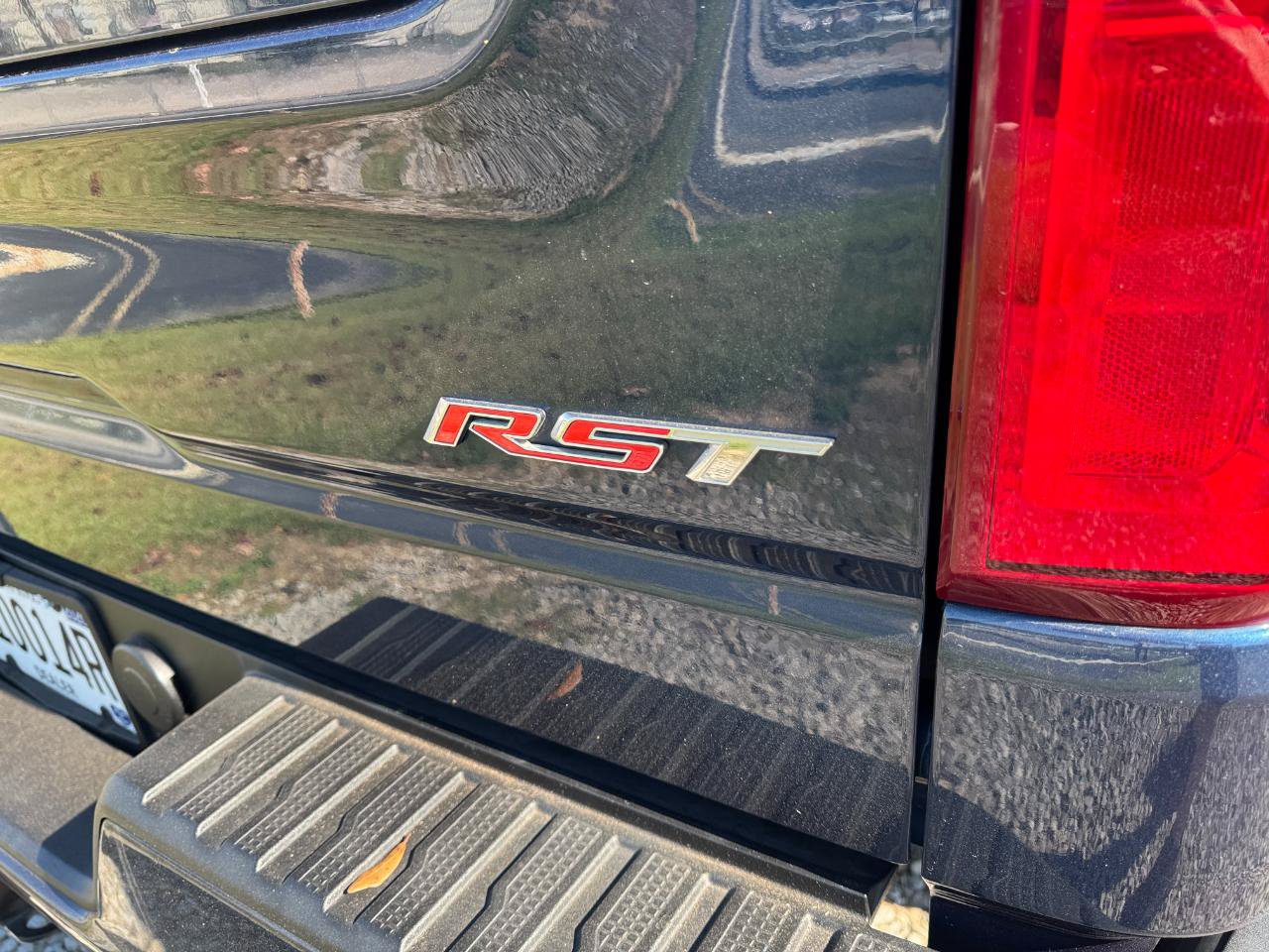 Used 2022 Chevrolet Silverado 1500 RST AWD/4WD image 18
