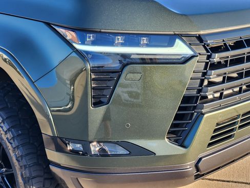 Used 2025 Lexus GX 550 w/ Accessory Package (2T) AWD/4WD image 7