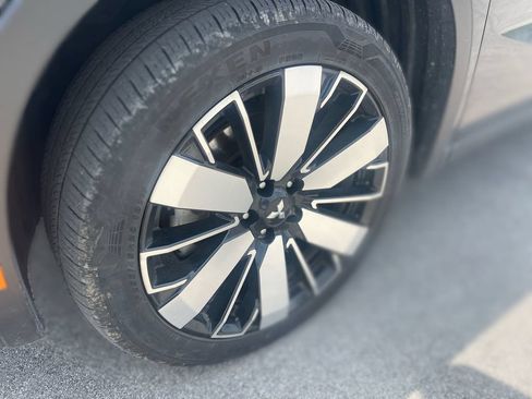 Used 2025 Mitsubishi Outlander SE AWD/4WD image 2