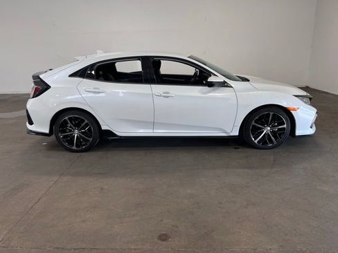 Used 2021 Honda Civic Sport image 2