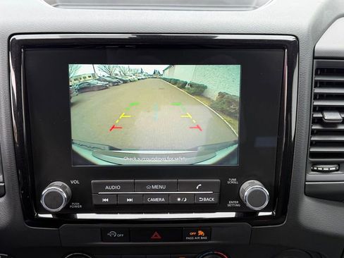 Used 2024 Nissan Frontier S w/ Technology Package image 24