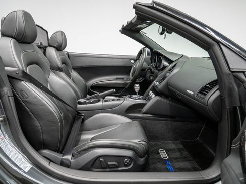 Used 2012 Audi R8 V10 AWD/4WD image 31