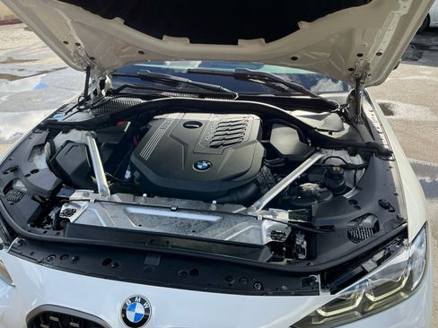 Used 2022 BMW M440i Coupe image 24