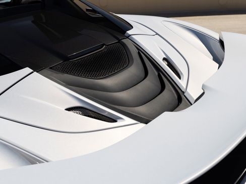 Used 2020 McLaren 720S Performance RWD image 40