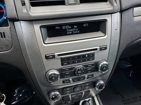 Used 2012 Ford Fusion SE image 15