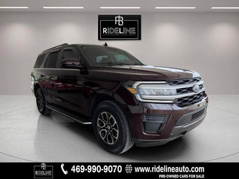Used 2023 Ford Expedition XLT AWD/4WD image 1