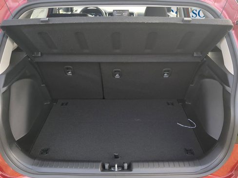 New 2026 Hyundai Venue SE FWD image 13