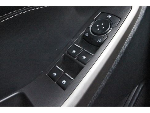 Used 2023 Ford Explorer XLT RWD image 24