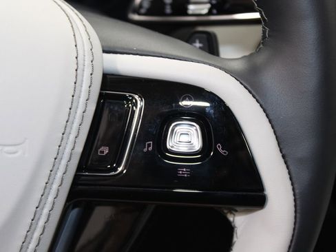 New 2026 Lincoln Aviator AWD image 40