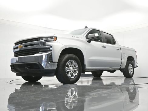 Used 2021 Chevrolet Silverado 1500 LT AWD/4WD image 36