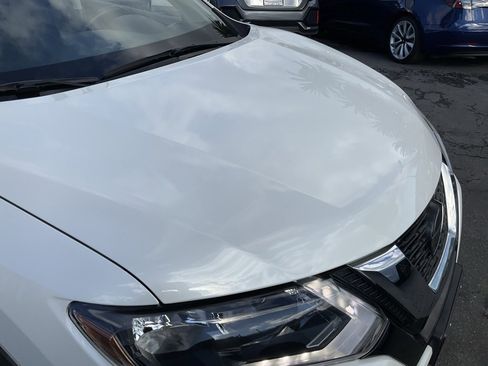 Used 2018 Nissan Rogue SV image 68