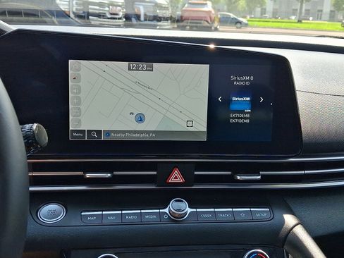 Certified 2023 Hyundai Elantra Limited FWD image 17