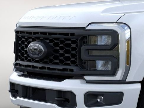 New 2025 Ford F350 Lariat w/ Lariat Ultimate Package image 38