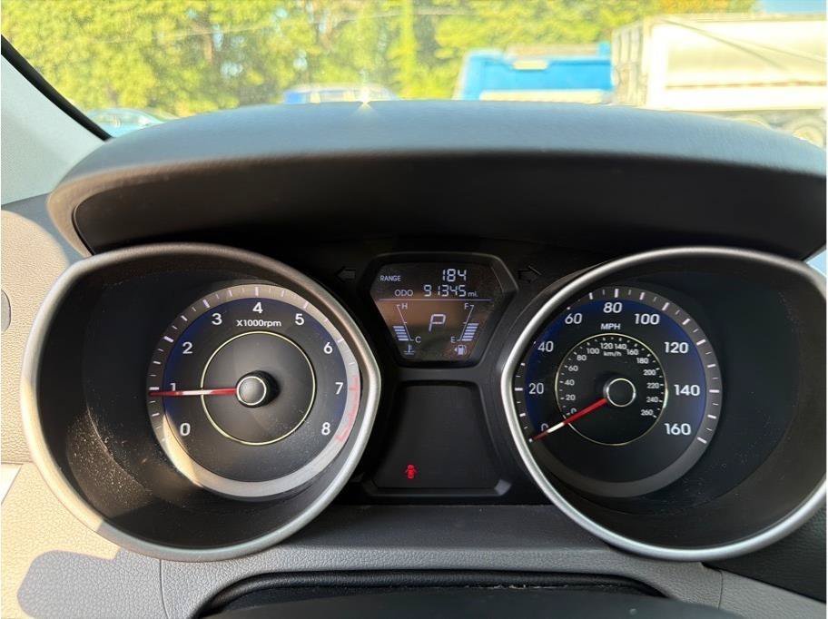 Used 2012 Hyundai Elantra Limited FWD image 14