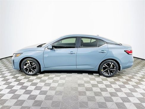 New 2025 Nissan Sentra SV image 4