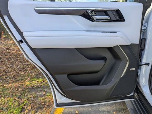 New 2026 Chevrolet Tahoe Premier image 26