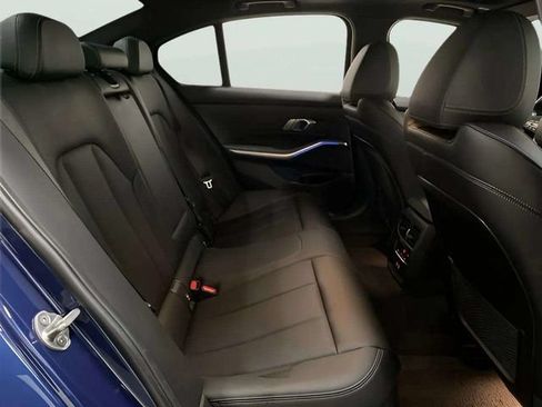 Used 2022 BMW 330i Sedan w/ Driving Assistance Package RWD image 22