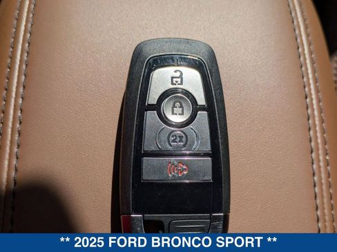 New 2025 Ford Bronco Sport Outer Banks image 34
