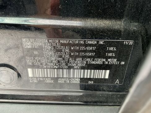 Used 2021 Toyota RAV4 XLE image 38
