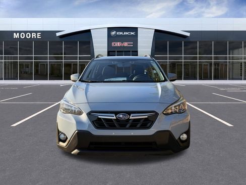 Used 2023 Subaru Crosstrek 2.0i Premium image 8