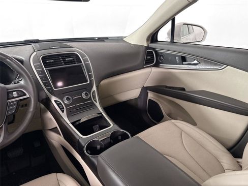 Used 2019 Lincoln Nautilus Reserve w/ Cargo Utility Package image 37