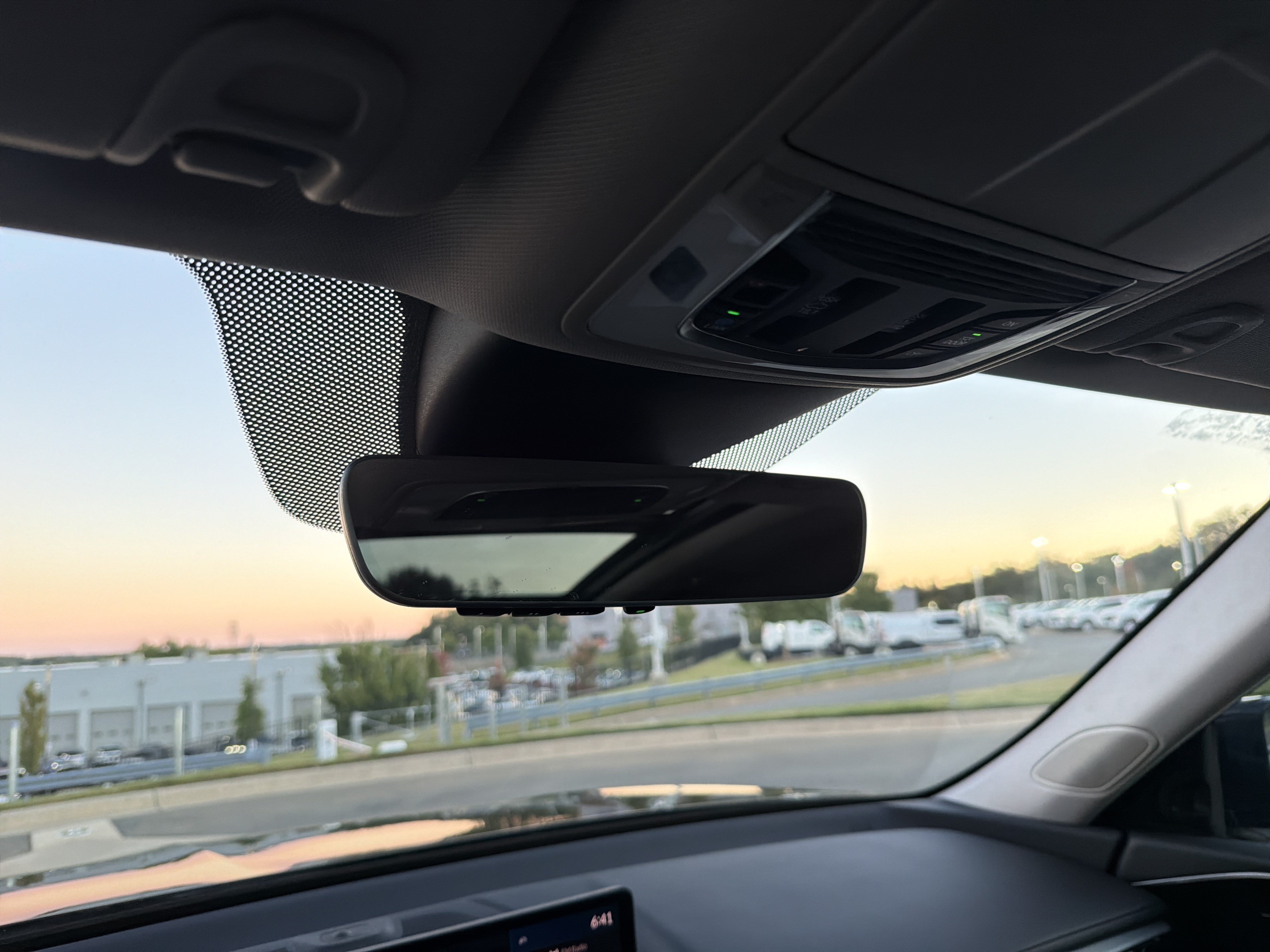 Used 2024 Acura MDX w/ Technology Package AWD/4WD image 27