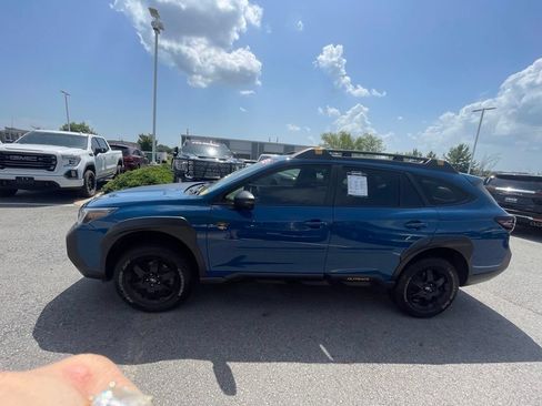 Used 2023 Subaru Outback Wilderness AWD/4WD image 4