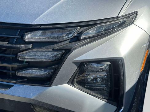 Certified 2025 Hyundai Tucson SEL AWD/4WD image 4
