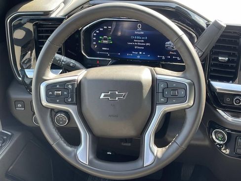 Used 2026 Chevrolet Silverado 1500 RST RWD image 9
