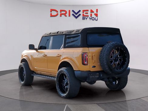 Used 2021 Ford Bronco Outer Banks image 3