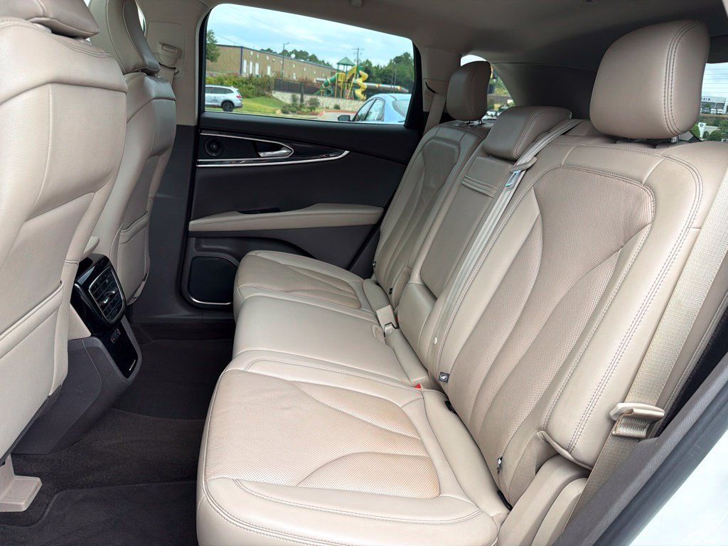 Used 2022 Lincoln Nautilus Reserve w/ Luxury Package FWD image 27