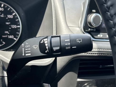 New 2026 Nissan Rogue SV FWD image 30