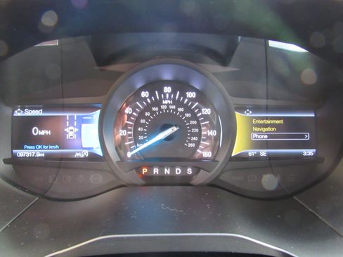 Used 2019 Ford Edge Titanium w/ Equipment Group 301A image 16