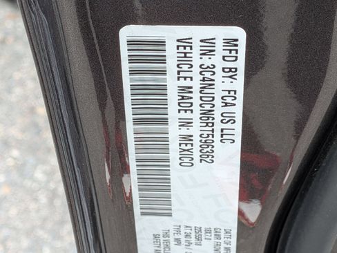 Used 2024 Jeep Compass Limited AWD/4WD image 37