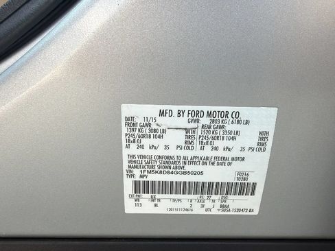 Used 2016 Ford Explorer XLT AWD/4WD image 41